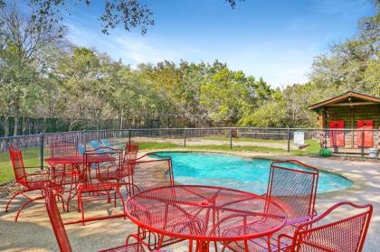 Wimberley Log Cabins Resort and Suites - Unit 3 - image 14