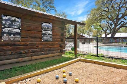 Wimberley Log Cabins Resort and Suites - Unit 3 - image 11