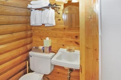 Wimberley Log Cabins Resort and Suites - Unit 4 - image 10