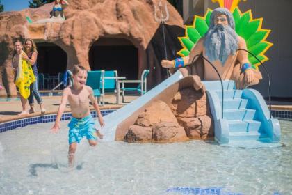 Atlantis Waterpark Hotel - image 9