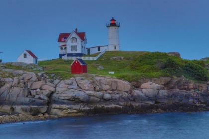 The Castle Rock and Sea Belle - image 2